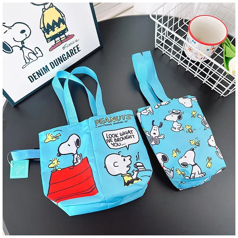 Snoopys New Cartoon Reversible - Coffee Tea & Espresso Appliances recensione e prezzo